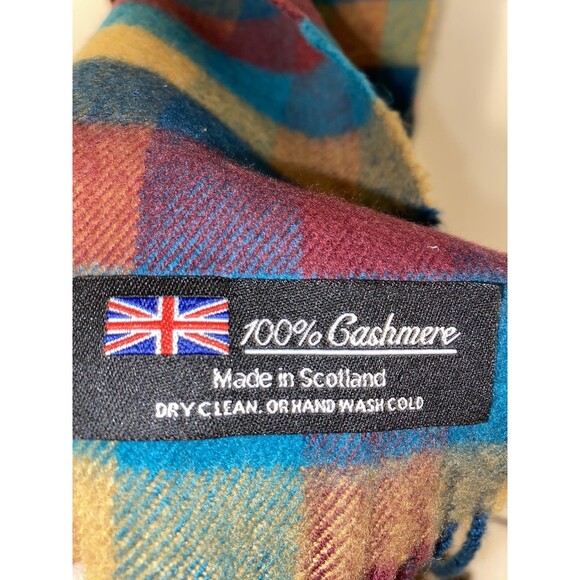 Cashmere Plaid Scarf Made in Scotland - Picture 2 of 5
